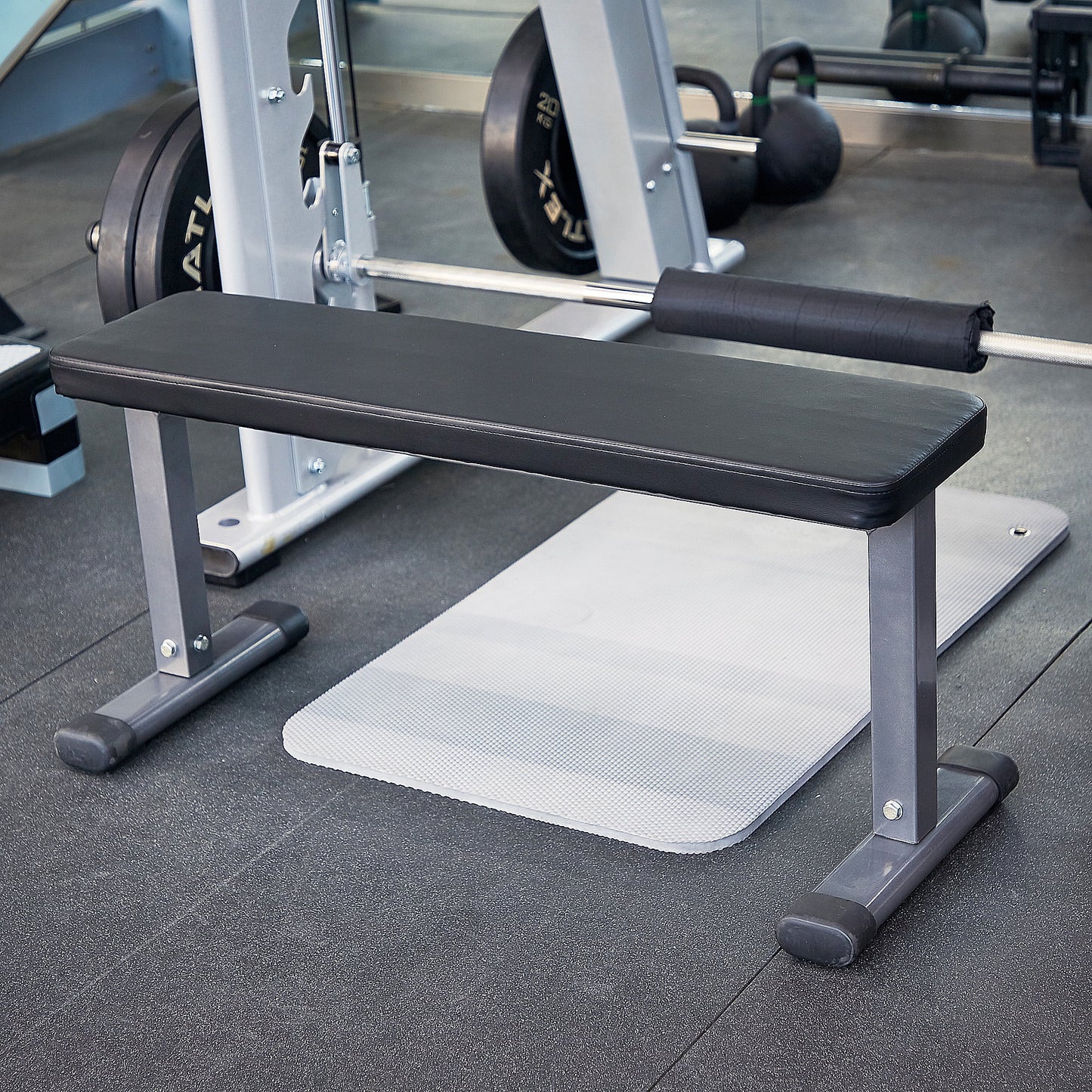 Heavy Duty Adjustable and Foldable Utility Weight Bench, Flat, 600-Pound Capacity